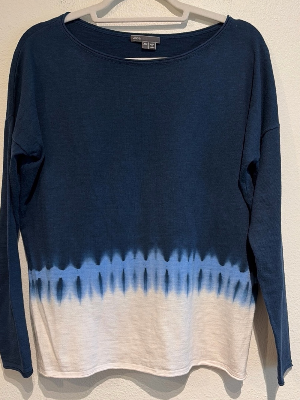 Vince Navy and White Tie-Dye Crewneck Sweater